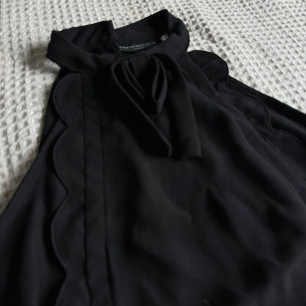 Victoria Beckham Target Black Ruffle Tank - Picture 4 of 7